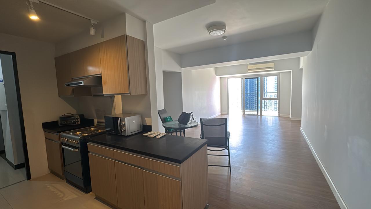 3BR unit for sale in Two Mariden BGC, Taguig City
